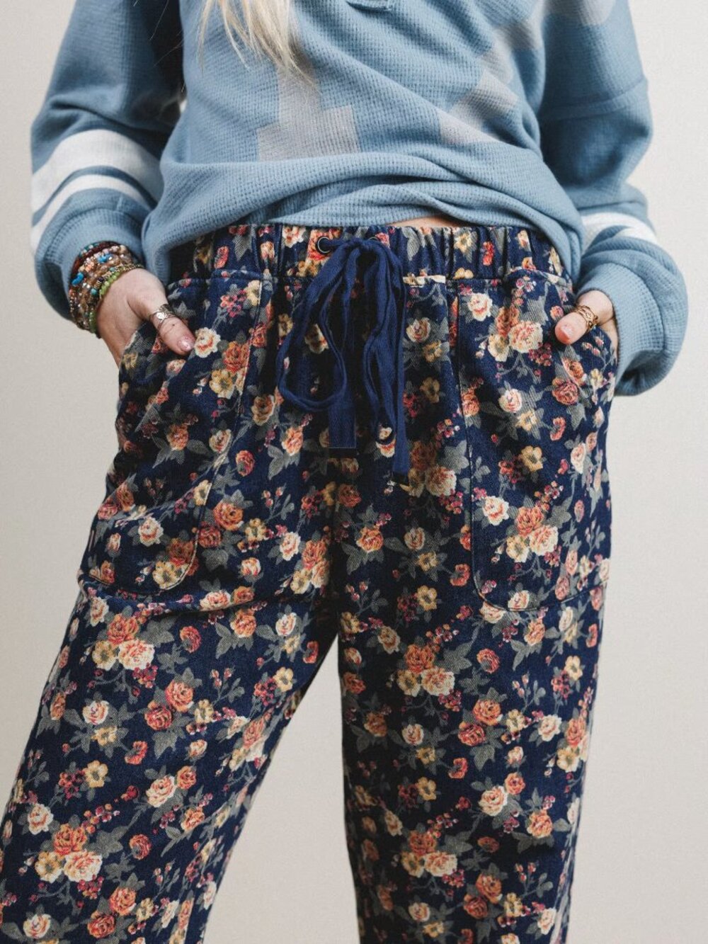 NWT Three Birds Nest Boutique Flower Patch Jeans Pants Cotton Boho Sz. M - Picture 5 of 11
